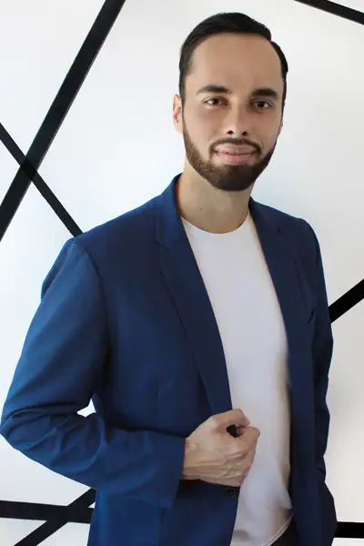 Victor